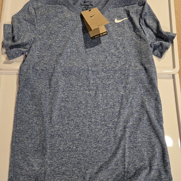 Nike DriFit Blue Heathered T-Shirt - Picture 3 of 7